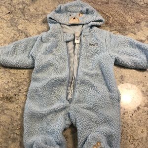 Baby blue fuzzy bear outdoor onsiszie size 6/9m